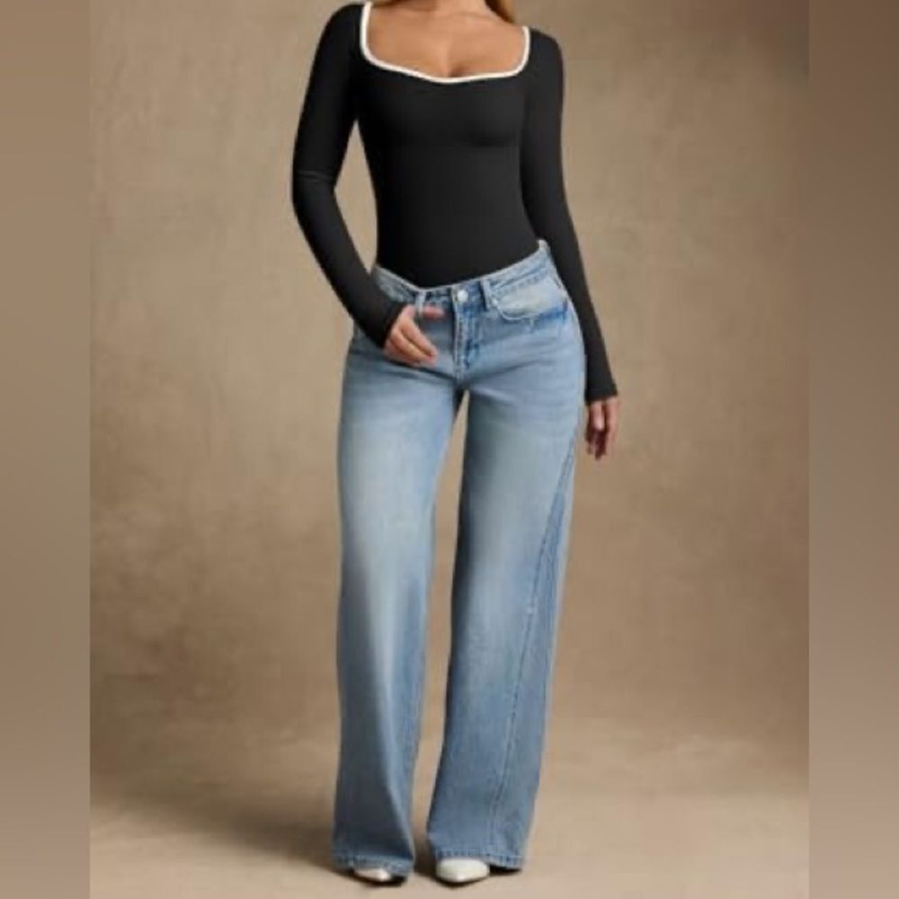 OQQ Navy Blue Long Sleeve Bodysuit with White Trim & Sweetheart Neckline (Large)